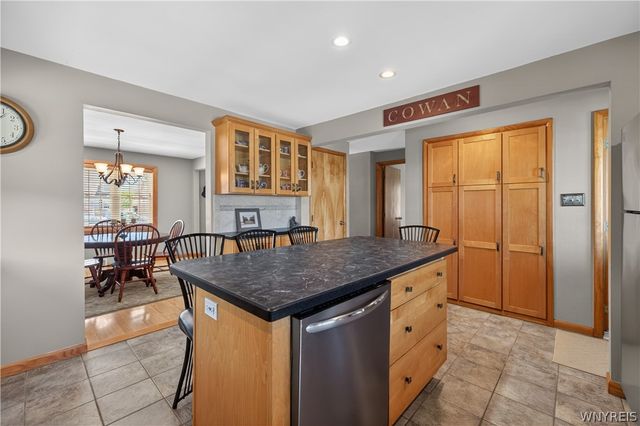 287 S Shore Blvd, Lackawanna, NY 14218