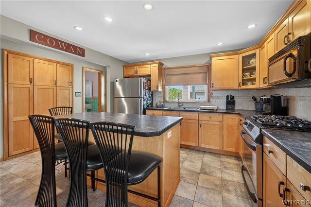 287 S Shore Blvd, Lackawanna, NY 14218
