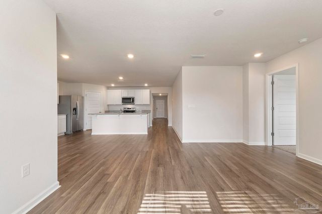 8669 Pathstone Blvd, Pensacola, FL 32526