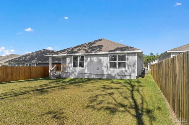 8669 Pathstone Blvd, Pensacola, FL 32526