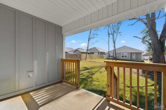 8669 Pathstone Blvd, Pensacola, FL 32526