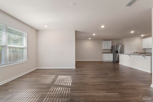 8669 Pathstone Blvd, Pensacola, FL 32526