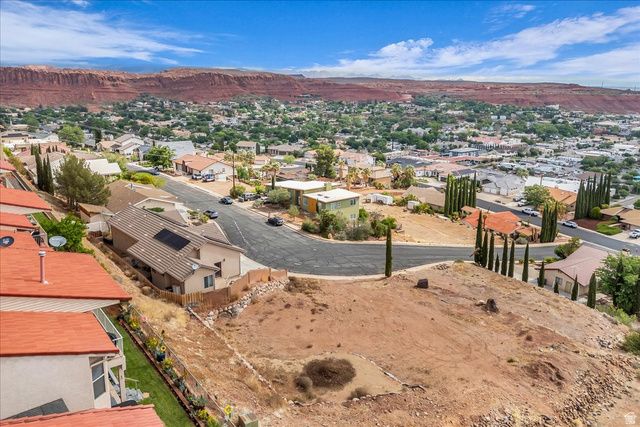 663 W 65 S, St. George, UT 84770