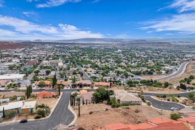 663 W 65 S, St. George, UT 84770