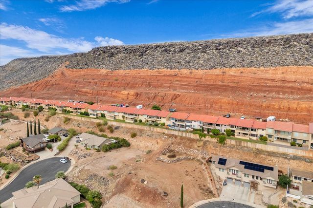 663 W 65 S, St. George, UT 84770