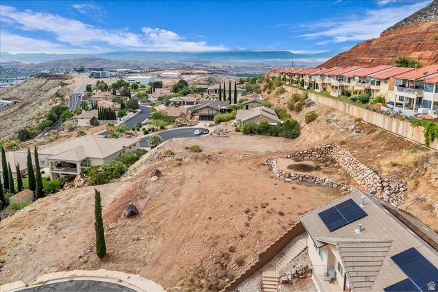 663 W 65 S, St. George, UT 84770