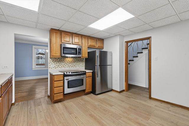 1820 S Prospect Avenue, Park Ridge, IL 60068