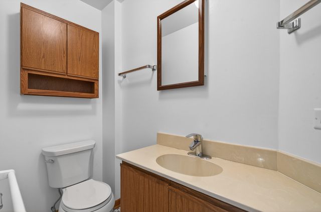 1820 S Prospect Avenue, Park Ridge, IL 60068