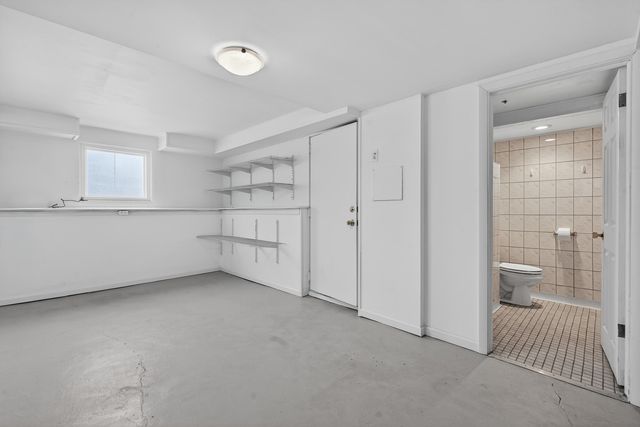 1820 S Prospect Avenue, Park Ridge, IL 60068