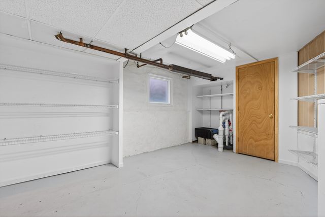 1820 S Prospect Avenue, Park Ridge, IL 60068