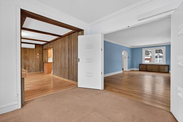 1820 S Prospect Avenue, Park Ridge, IL 60068