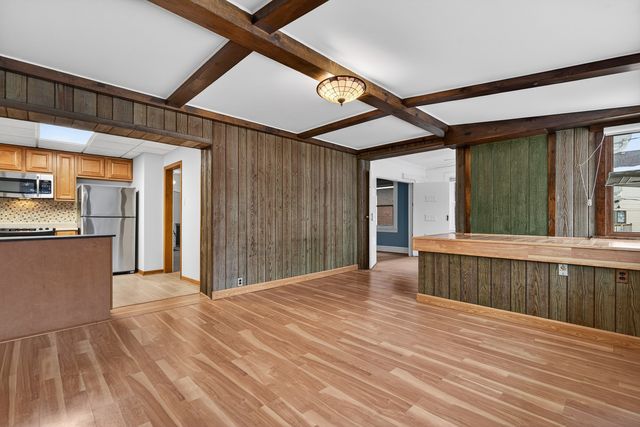 1820 S Prospect Avenue, Park Ridge, IL 60068