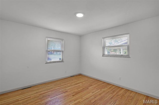 660 Herbst Drive, Florissant, MO 63031