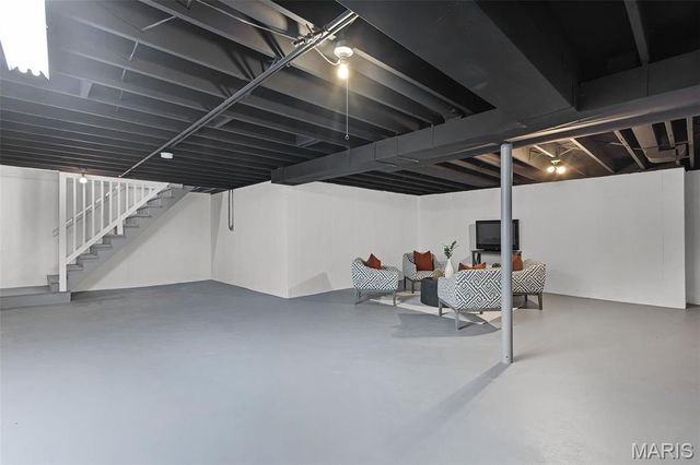 660 Herbst Drive, Florissant, MO 63031