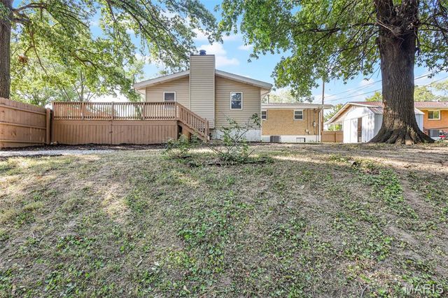 660 Herbst Drive, Florissant, MO 63031