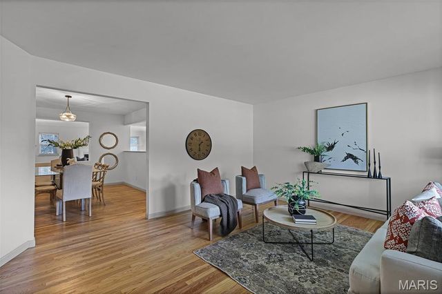 660 Herbst Drive, Florissant, MO 63031