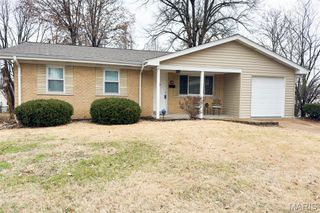 660 Herbst Drive, Florissant, MO 63031