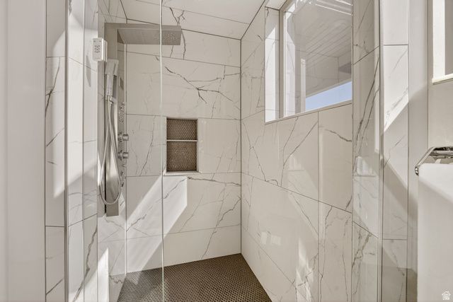 14902 S SADDLE LEAF CT, Draper, UT 84020