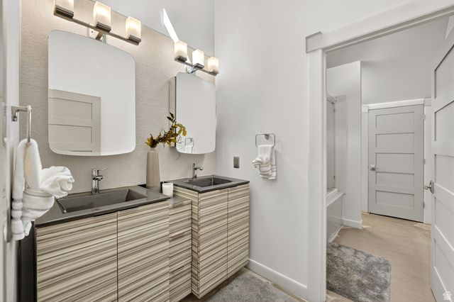 14902 S SADDLE LEAF CT, Draper, UT 84020