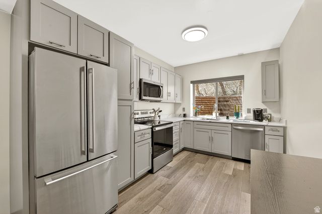 14902 S SADDLE LEAF CT, Draper, UT 84020