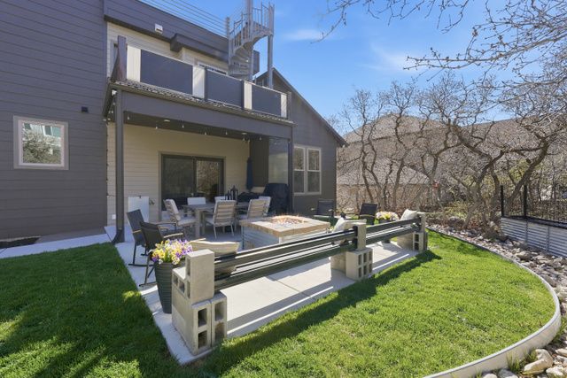 14902 S SADDLE LEAF CT, Draper, UT 84020