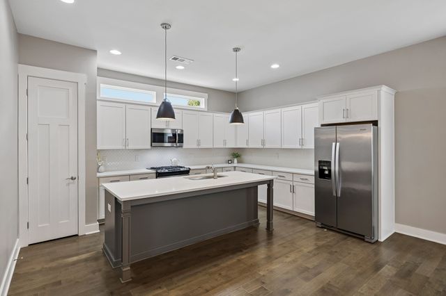440 Merritt Ave, Nashville, TN 37203
