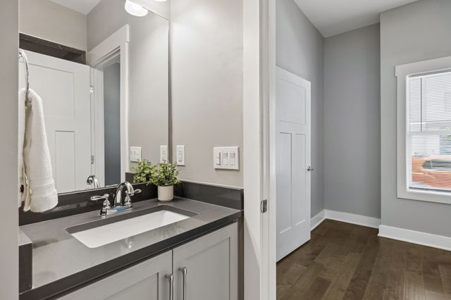 440 Merritt Ave, Nashville, TN 37203