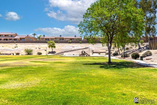 2496 S VIEW PARKWAY, Yuma, AZ 85365