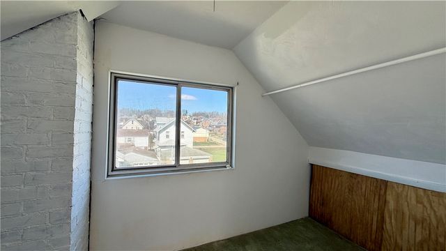 641 Garfield Street, Springdale Boro, PA 15144