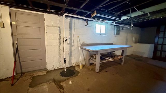 641 Garfield Street, Springdale Boro, PA 15144