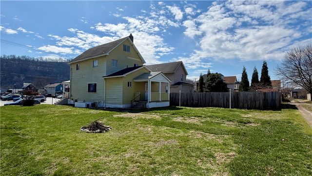 641 Garfield Street, Springdale Boro, PA 15144