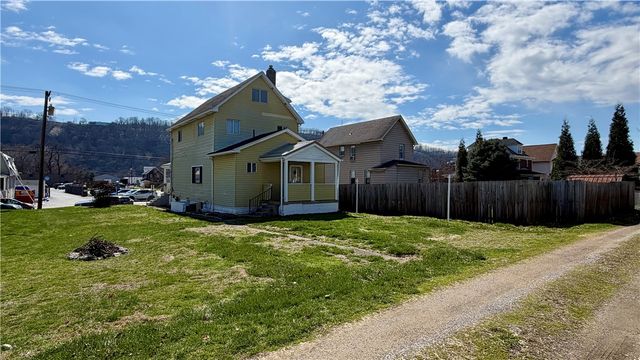 641 Garfield Street, Springdale Boro, PA 15144