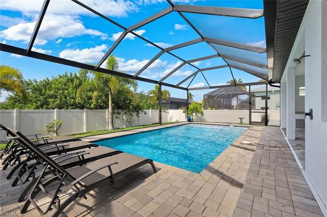 4208 NW 13th ST, Cape Coral, FL 33993