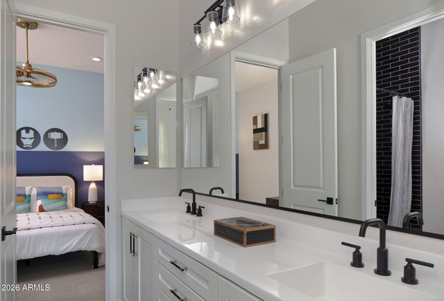 22754 E ROUNDUP Way, Queen Creek, AZ 85142