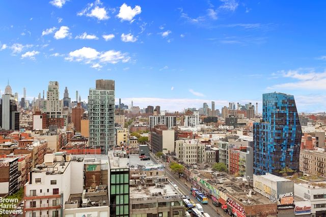 242 Broome St Apt 14D, New York City, NY 10002