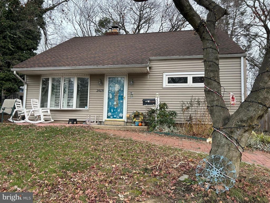 2605 HORSHAM RD, Hatboro, PA 19040