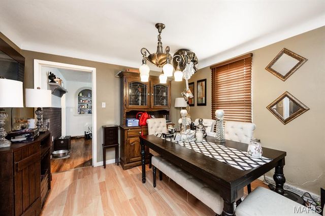9958 South Road, Fairview Heights, IL 62208