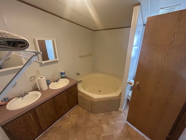 143 W State Highway 700, Whitley City, KY 42653