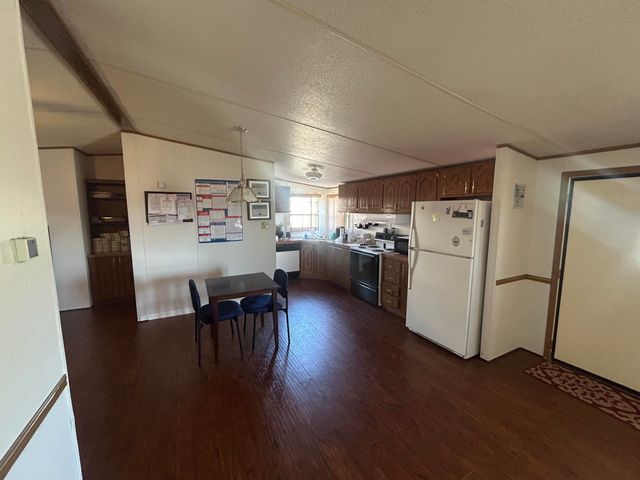 143 W State Highway 700, Whitley City, KY 42653