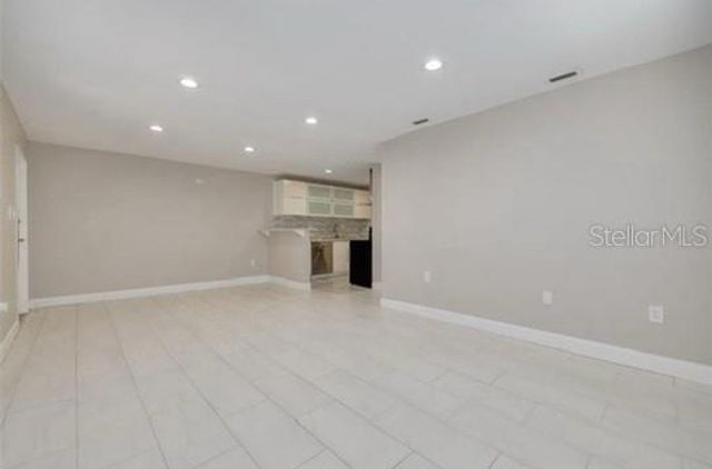 334 48TH AVENUE N 236, St Petersburg, FL 33703
