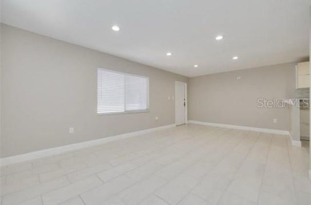 334 48TH AVENUE N 236, St Petersburg, FL 33703