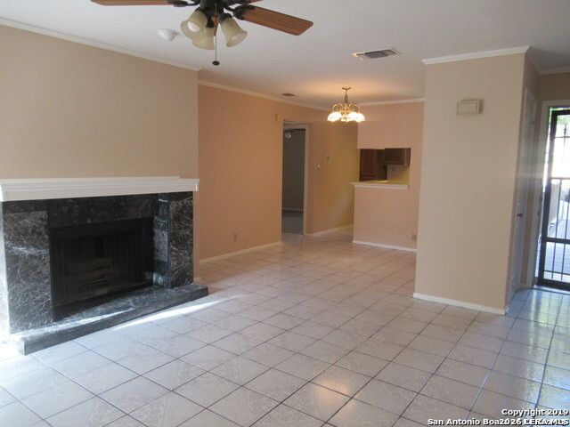 4212 Medical Dr Unit 1004, San Antonio, TX 78229