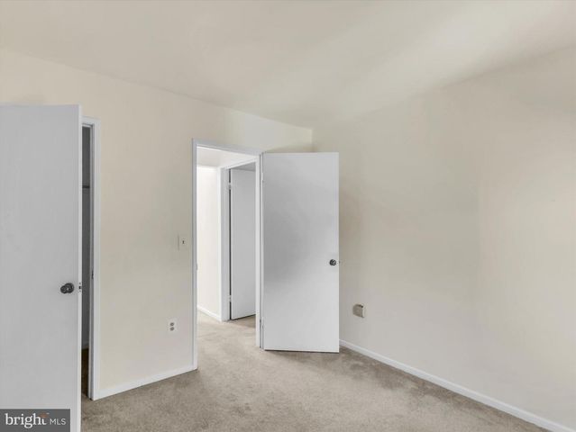 31 VALERIAN CT, Rockville, MD 20852