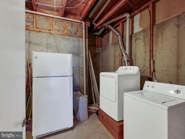 31 VALERIAN CT, Rockville, MD 20852