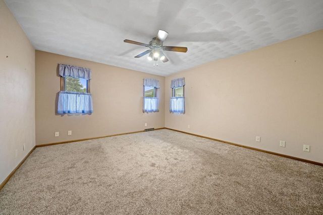 728 Nantucket Drive, Janesville, WI 53546