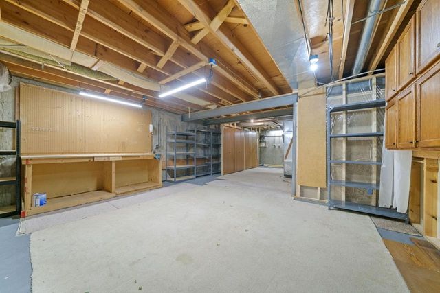 728 Nantucket Drive, Janesville, WI 53546