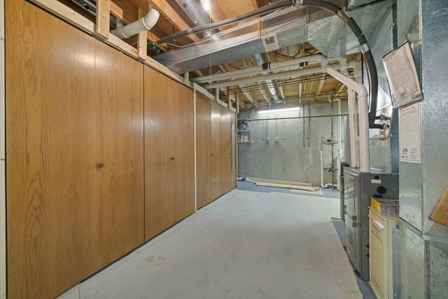 728 Nantucket Drive, Janesville, WI 53546