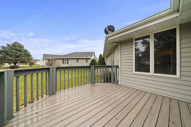 728 Nantucket Drive, Janesville, WI 53546