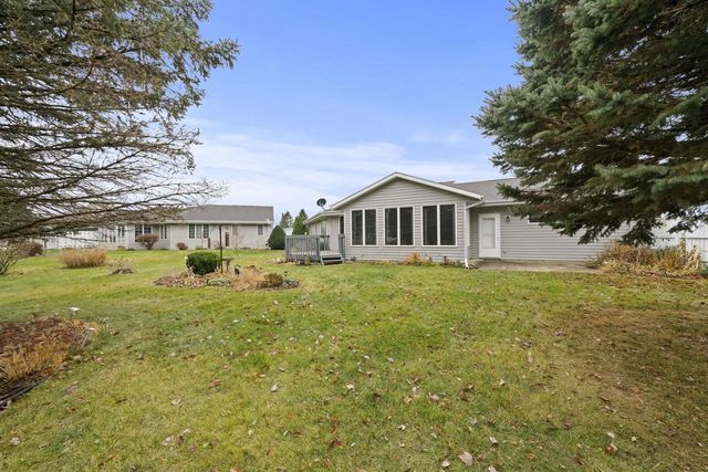 728 Nantucket Drive, Janesville, WI 53546