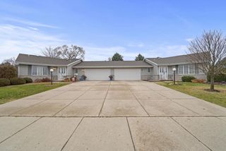 728 Nantucket Drive, Janesville, WI 53546